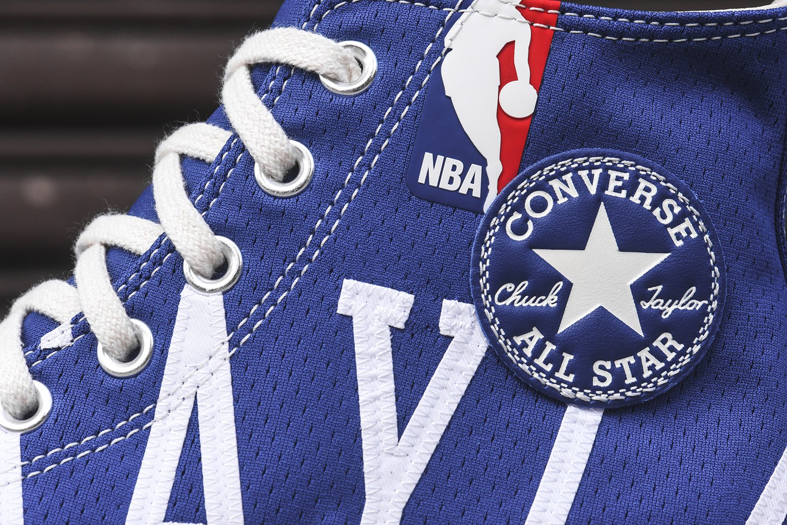 过边路推进 过边路推进