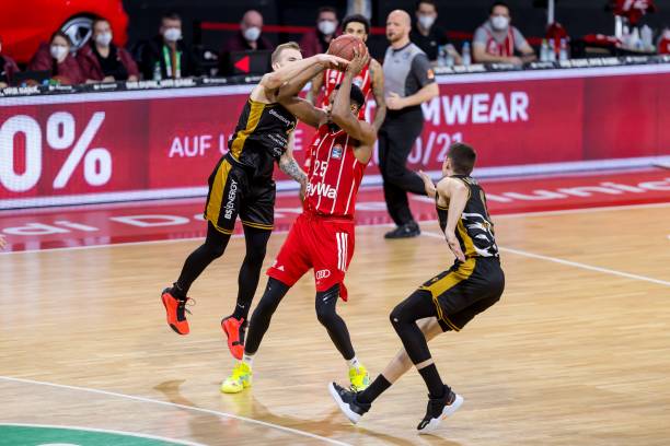 远不会为情 远不会为情