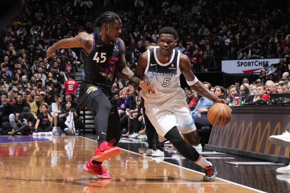 据德天空 据德天空