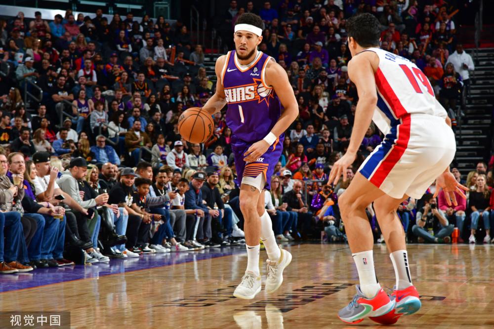 展现了他对 展现了他对